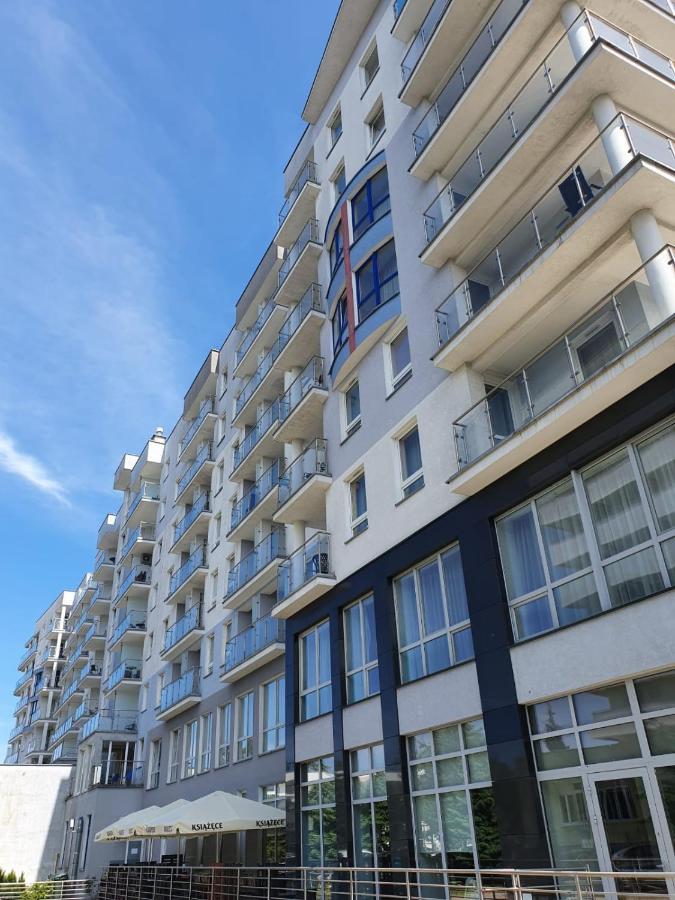 Apartament Prywatny Salon Z Aneksem Kuchennym I Sypialnia W Hotelu Diva โควอบเซก ภายนอก รูปภาพ
