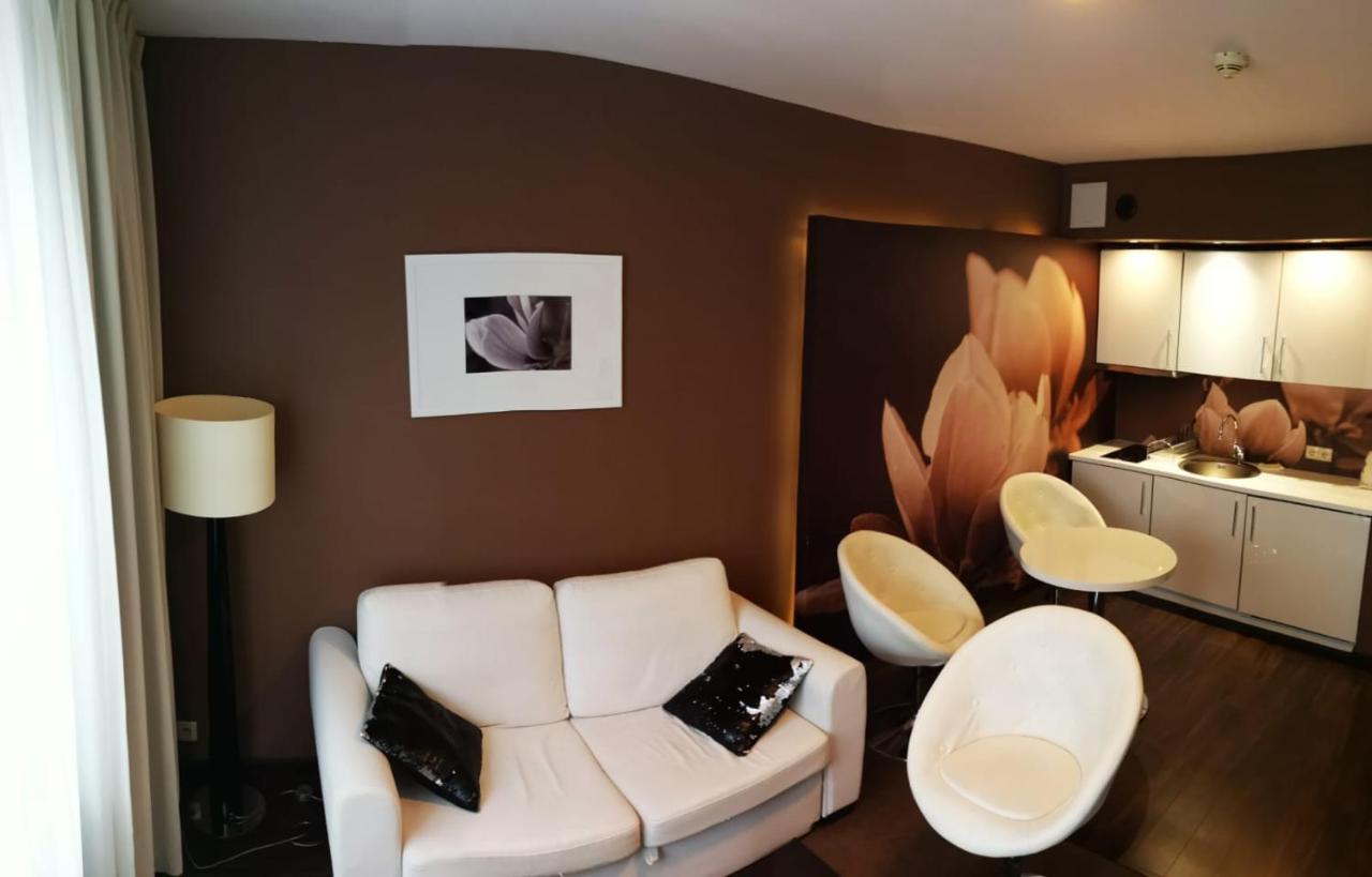 Apartament Prywatny Salon Z Aneksem Kuchennym I Sypialnia W Hotelu Diva โควอบเซก ภายนอก รูปภาพ