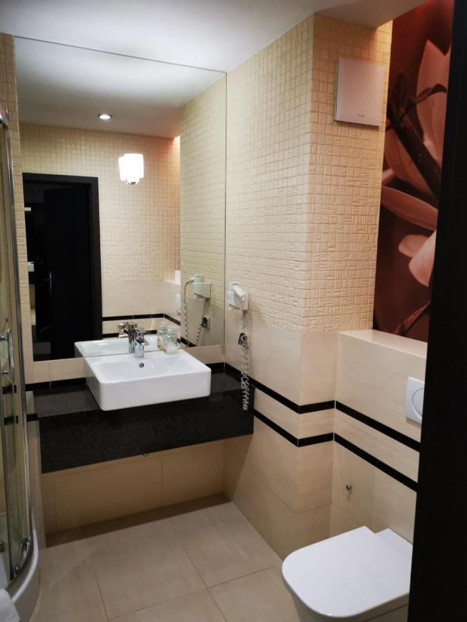 Apartament Prywatny Salon Z Aneksem Kuchennym I Sypialnia W Hotelu Diva โควอบเซก ภายนอก รูปภาพ